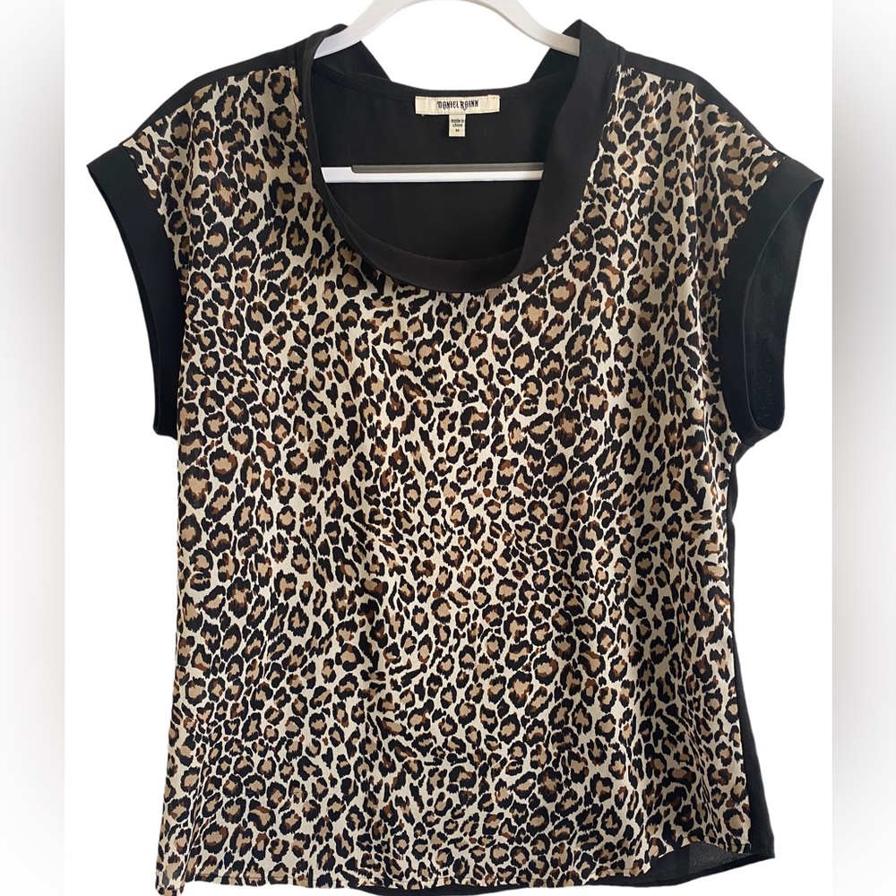 Leopard print blouse, medium